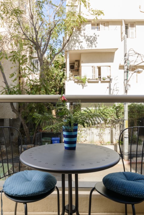 Melchett, Tel Aviv, 2 Bedrooms Bedrooms, ,2 BathroomsBathrooms,Apartment,For Rent,1,1019