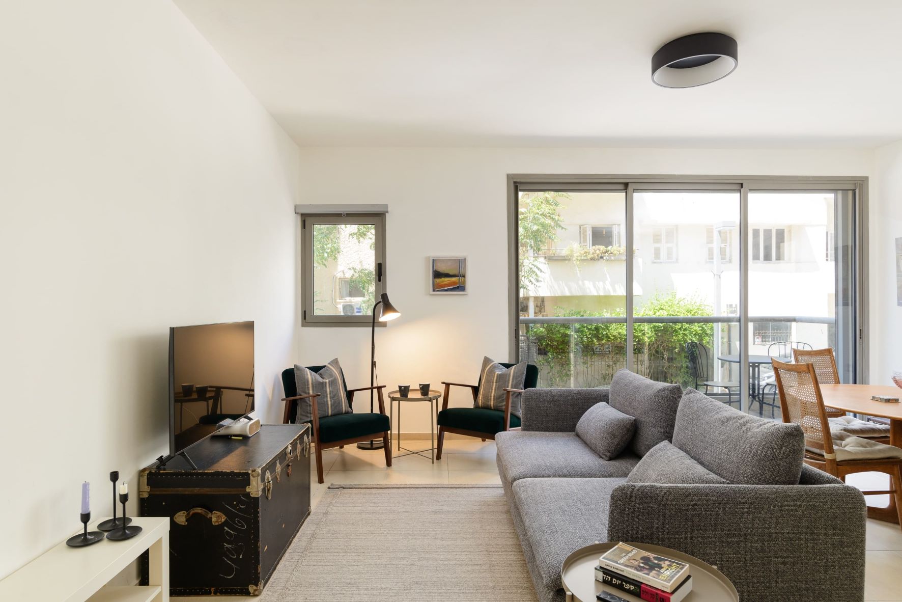 Melchett, Tel Aviv, 2 Bedrooms Bedrooms, ,2 BathroomsBathrooms,Apartment,For Rent,1,1019