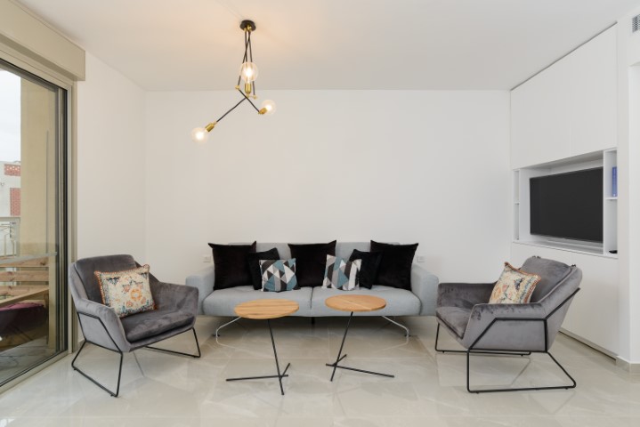 4 Rabbi Pinchas, Tel Aviv, 2 Bedrooms Bedrooms, ,2 BathroomsBathrooms,Apartment,For Rent,Rabbi Pinchas,3,1020