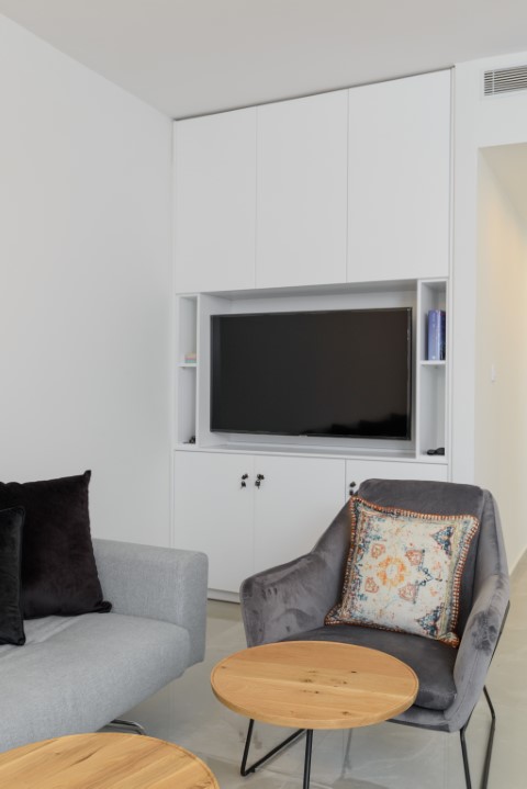 4 Rabbi Pinchas, Tel Aviv, 2 Bedrooms Bedrooms, ,2 BathroomsBathrooms,Apartment,For Rent,Rabbi Pinchas,3,1020