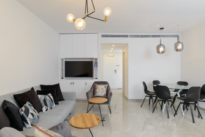4 Rabbi Pinchas, Tel Aviv, 2 Bedrooms Bedrooms, ,2 BathroomsBathrooms,Apartment,For Rent,Rabbi Pinchas,3,1020