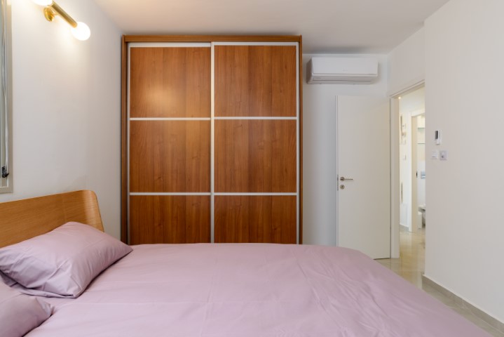 4 Rabbi Pinchas, Tel Aviv, 2 Bedrooms Bedrooms, ,2 BathroomsBathrooms,Apartment,For Rent,Rabbi Pinchas,3,1020