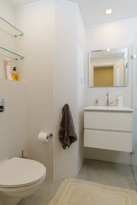 4 Rabbi Pinchas, Tel Aviv, 2 Bedrooms Bedrooms, ,2 BathroomsBathrooms,Apartment,For Rent,Rabbi Pinchas,3,1020