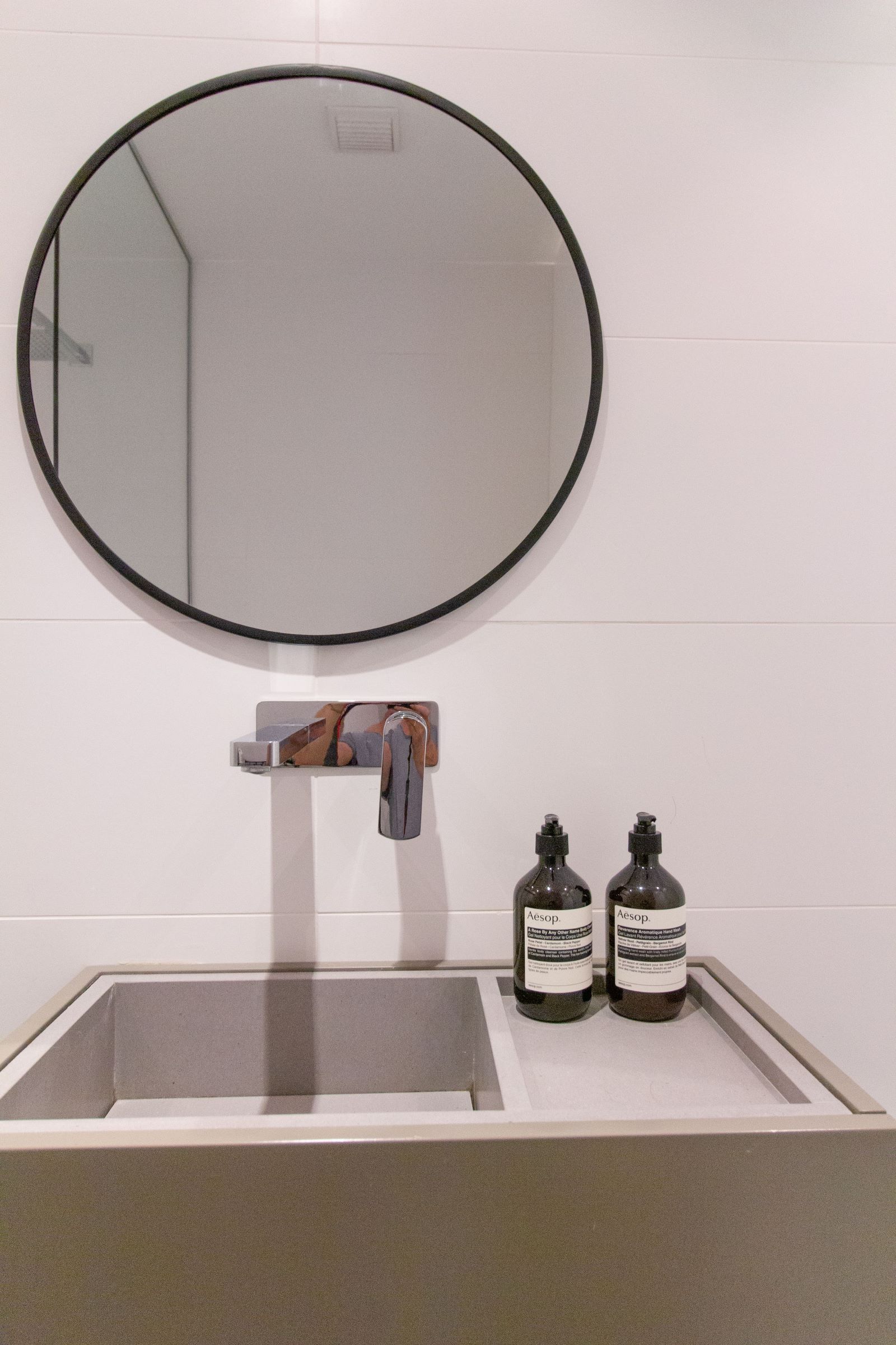 Amzaleg St, Tel Aviv, 3 Bedrooms Bedrooms, ,3 BathroomsBathrooms,Apartment,For Rent,Amzaleg St,1021