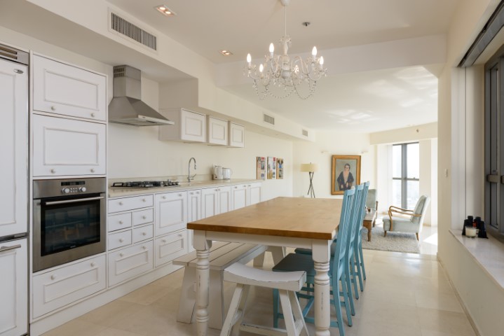 5 Mazeh St, tel aviv, 2 Bedrooms Bedrooms, ,2 BathroomsBathrooms,Apartment,For Rent, Mazeh St,12,1022