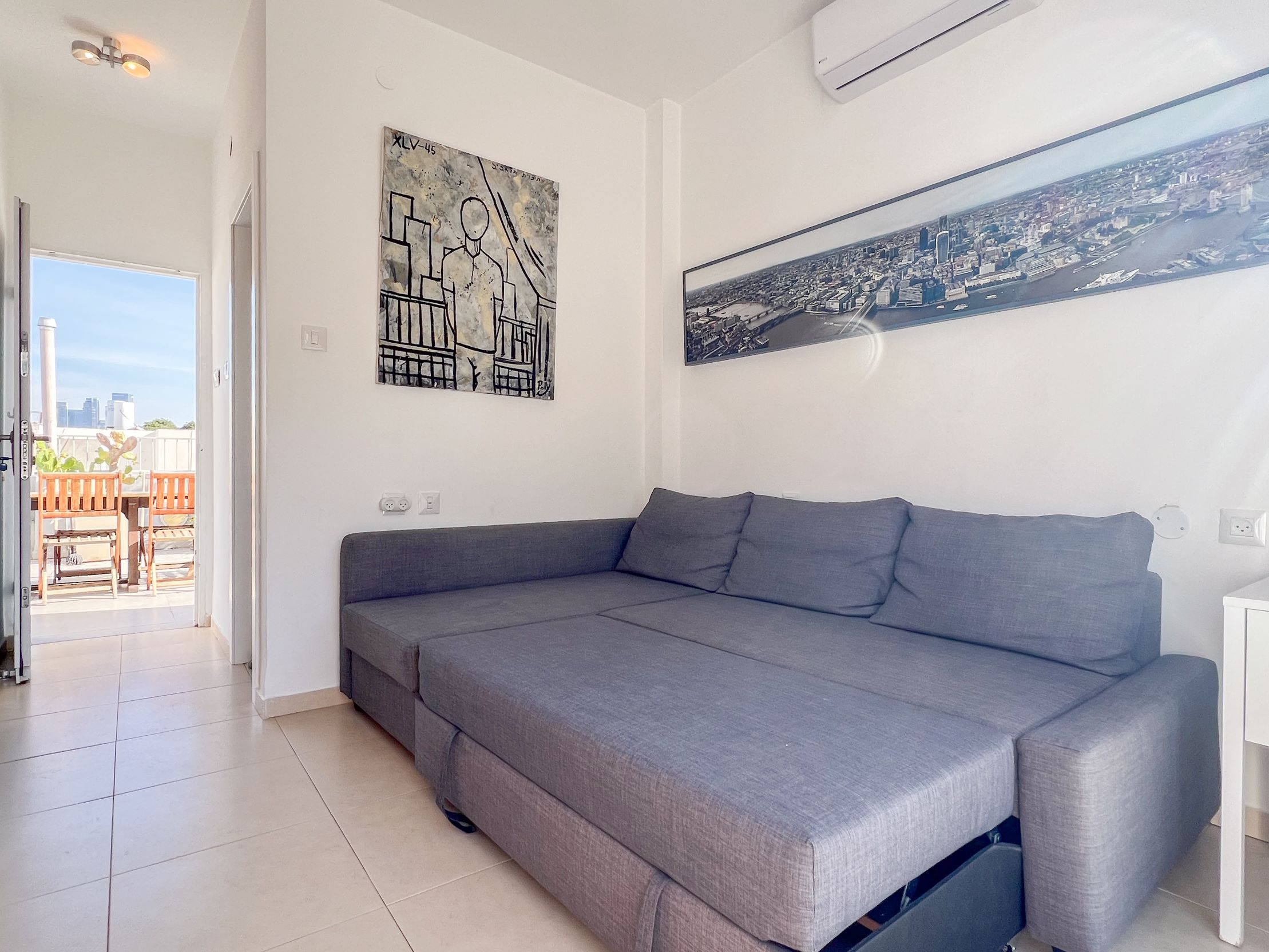 Smolenskin, Tel Aviv, 4 Bedrooms Bedrooms, ,3.5 BathroomsBathrooms,Apartment,For Rent,Smolenskin,2,1025