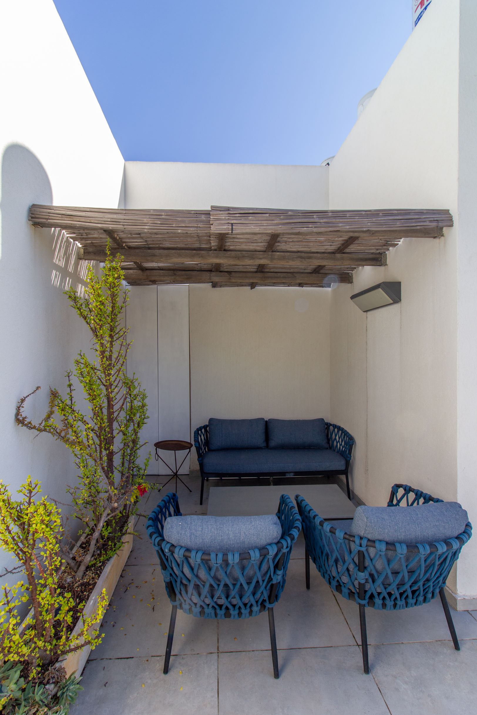 Smolenskin, Tel Aviv, 4 Bedrooms Bedrooms, ,3.5 BathroomsBathrooms,Apartment,For Rent,Smolenskin,2,1025