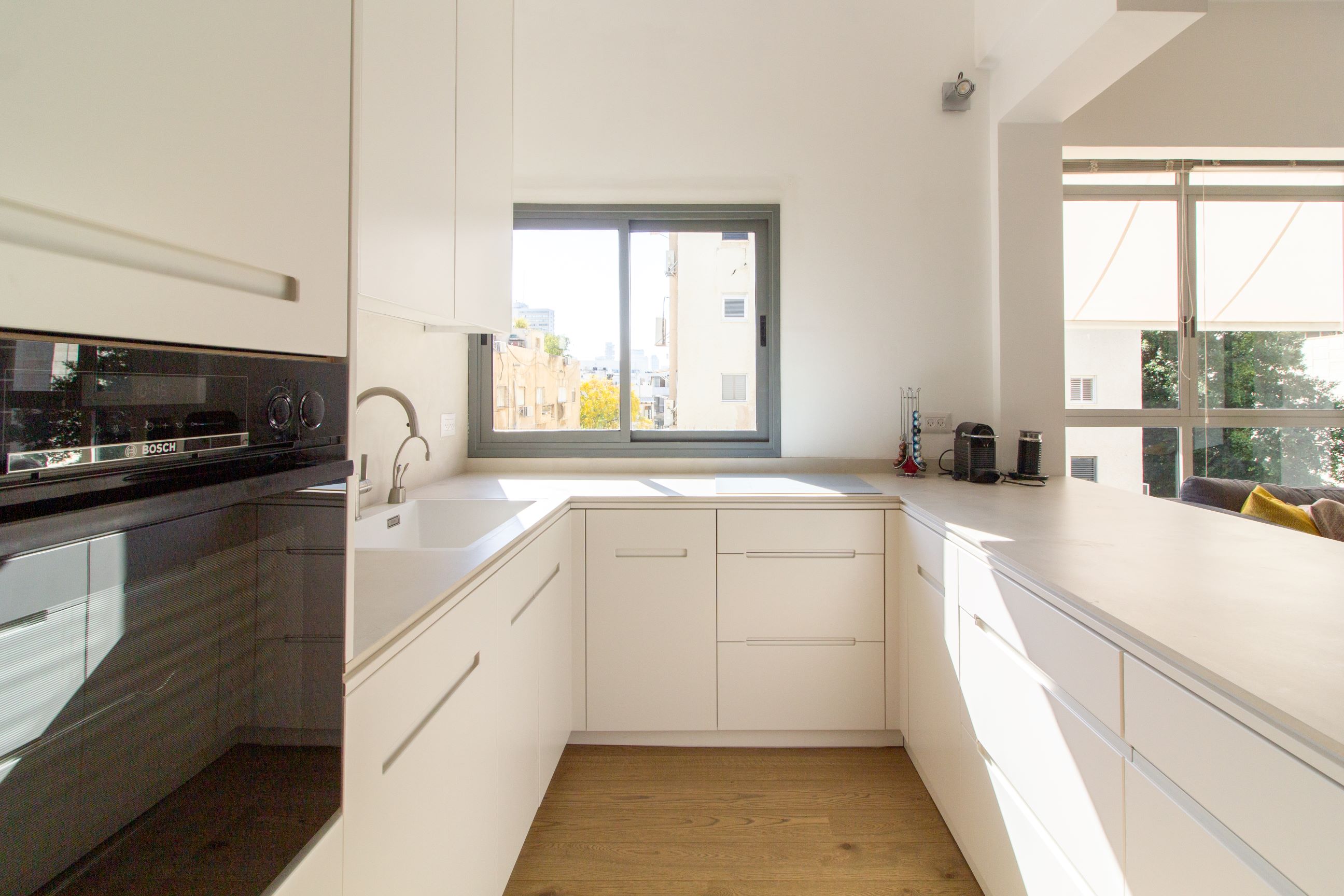 Smolenskin, Tel Aviv, 4 Bedrooms Bedrooms, ,3.5 BathroomsBathrooms,Apartment,For Rent,Smolenskin,2,1025