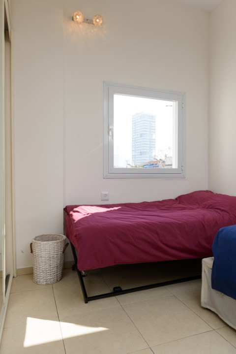 Smolenskin, Tel Aviv, 3.5 Bedrooms Bedrooms, ,3.5 BathroomsBathrooms,Apartment,For Rent,Smolenskin,2,1025