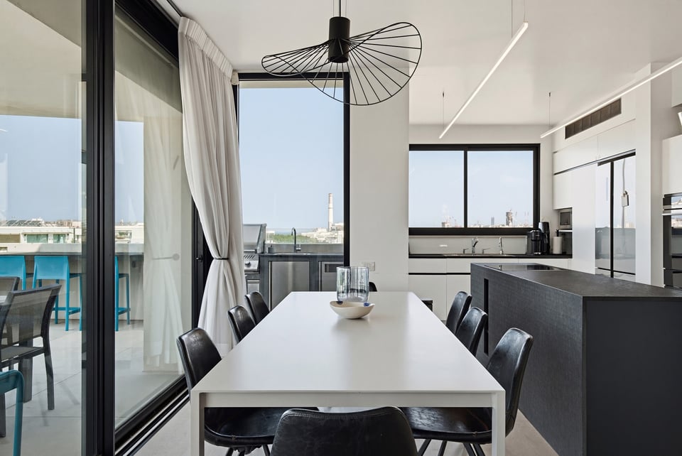 19 Basel, Tel Aviv, 4 Bedrooms Bedrooms, 0 ,3 BathroomsBathrooms,Apartment,For Rent,Basel ,8,1054