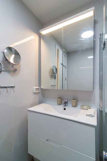 25 Geula, Tel Aviv, 6330414, 2 Bedrooms Bedrooms, ,2 BathroomsBathrooms,Apartment,For Rent,Geula,2,1055